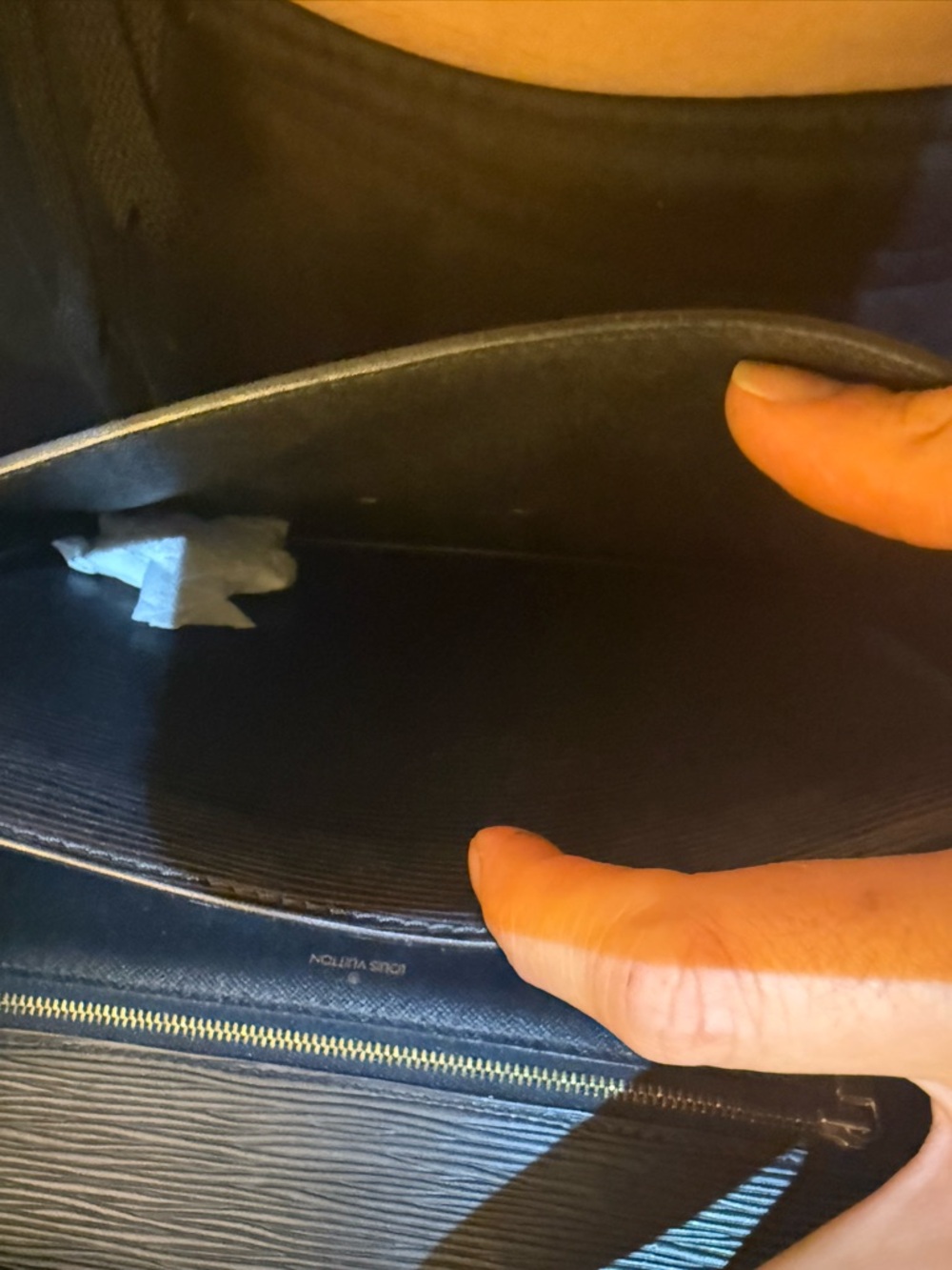 LV Black Epi Monceau 28 Briefcase – Near Mint Condition - Picture 9 of 14